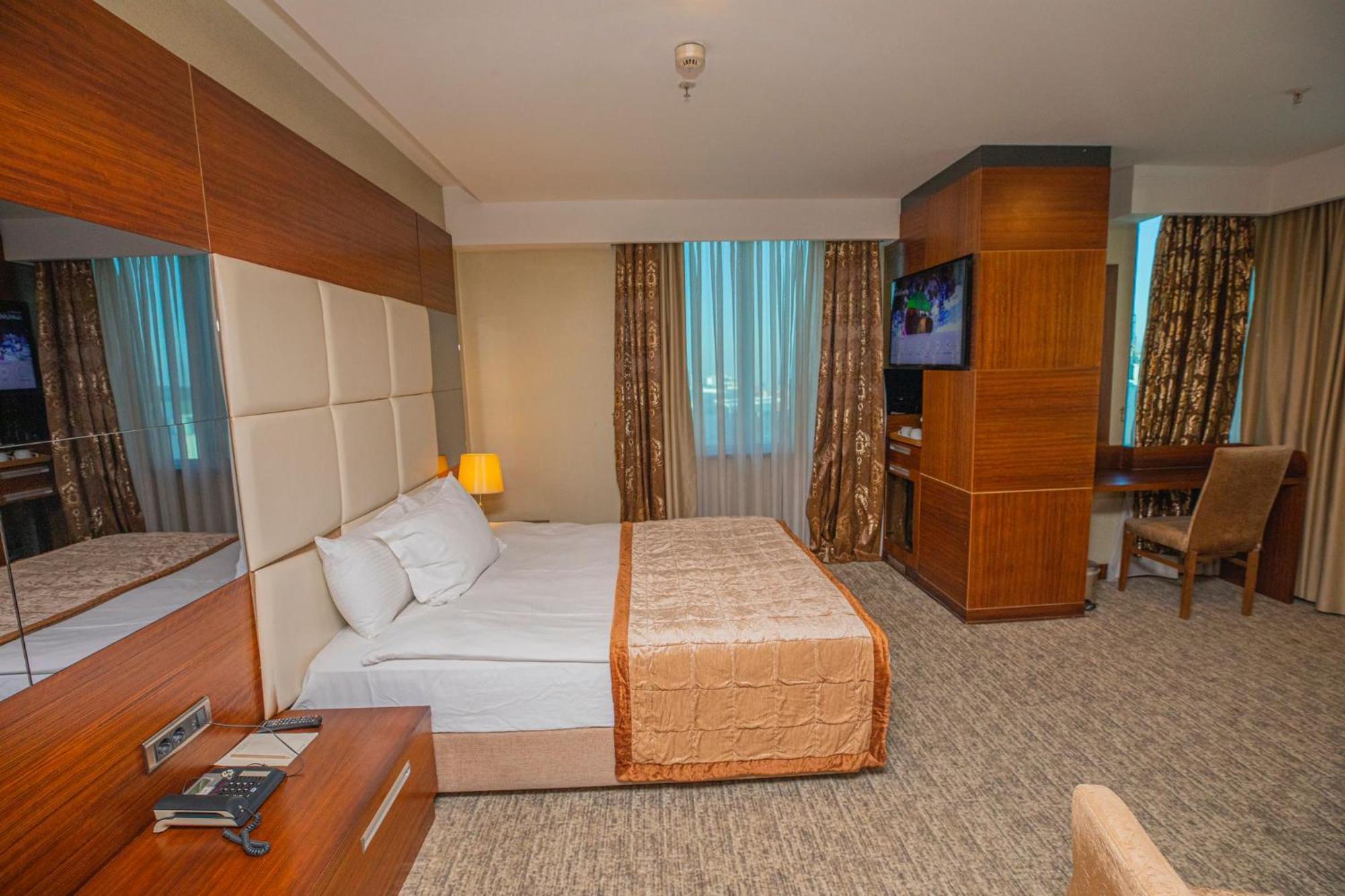 Akman Premium Hotel Ankara Buitenkant foto