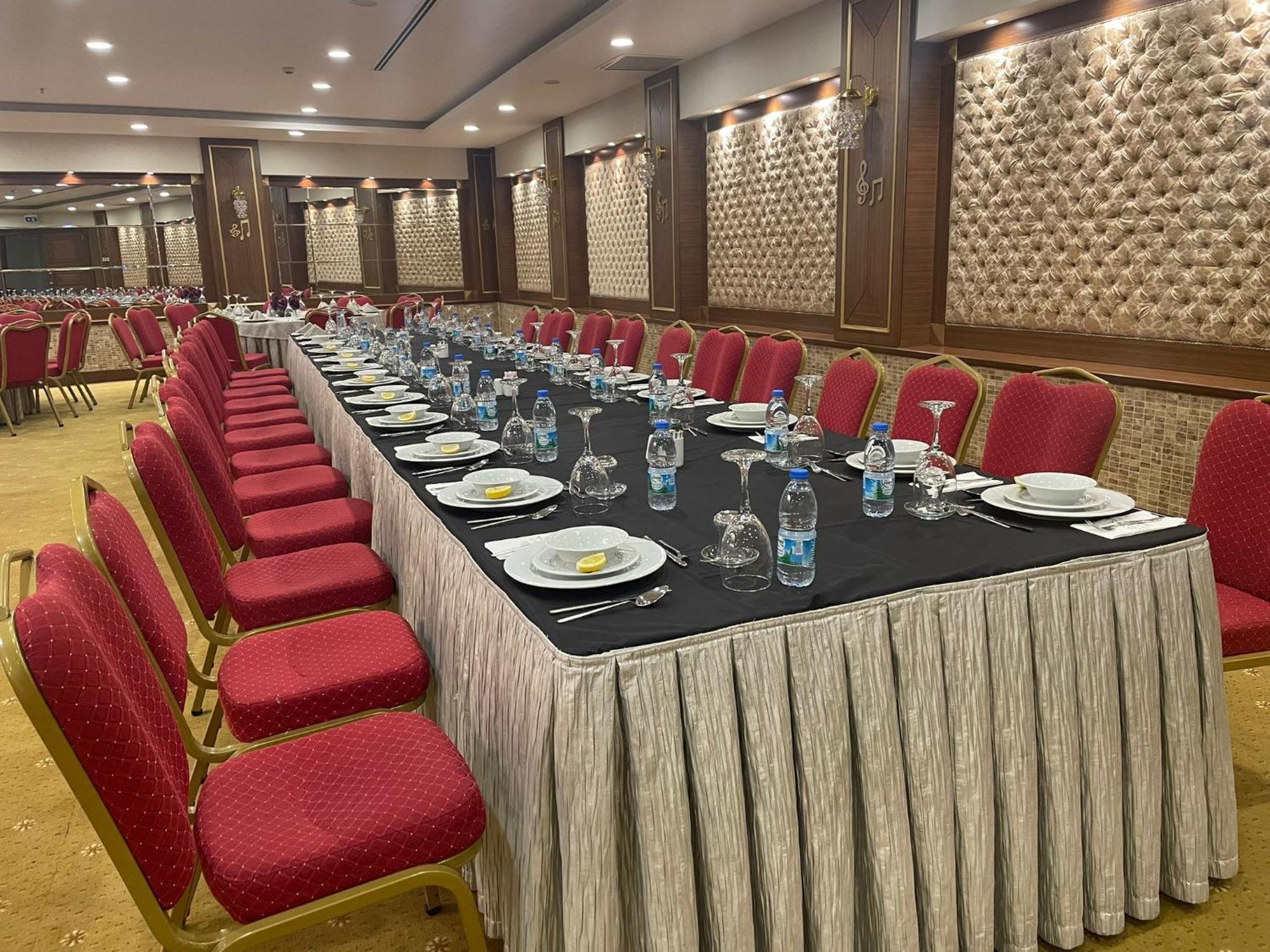 Akman Premium Hotel Ankara Buitenkant foto