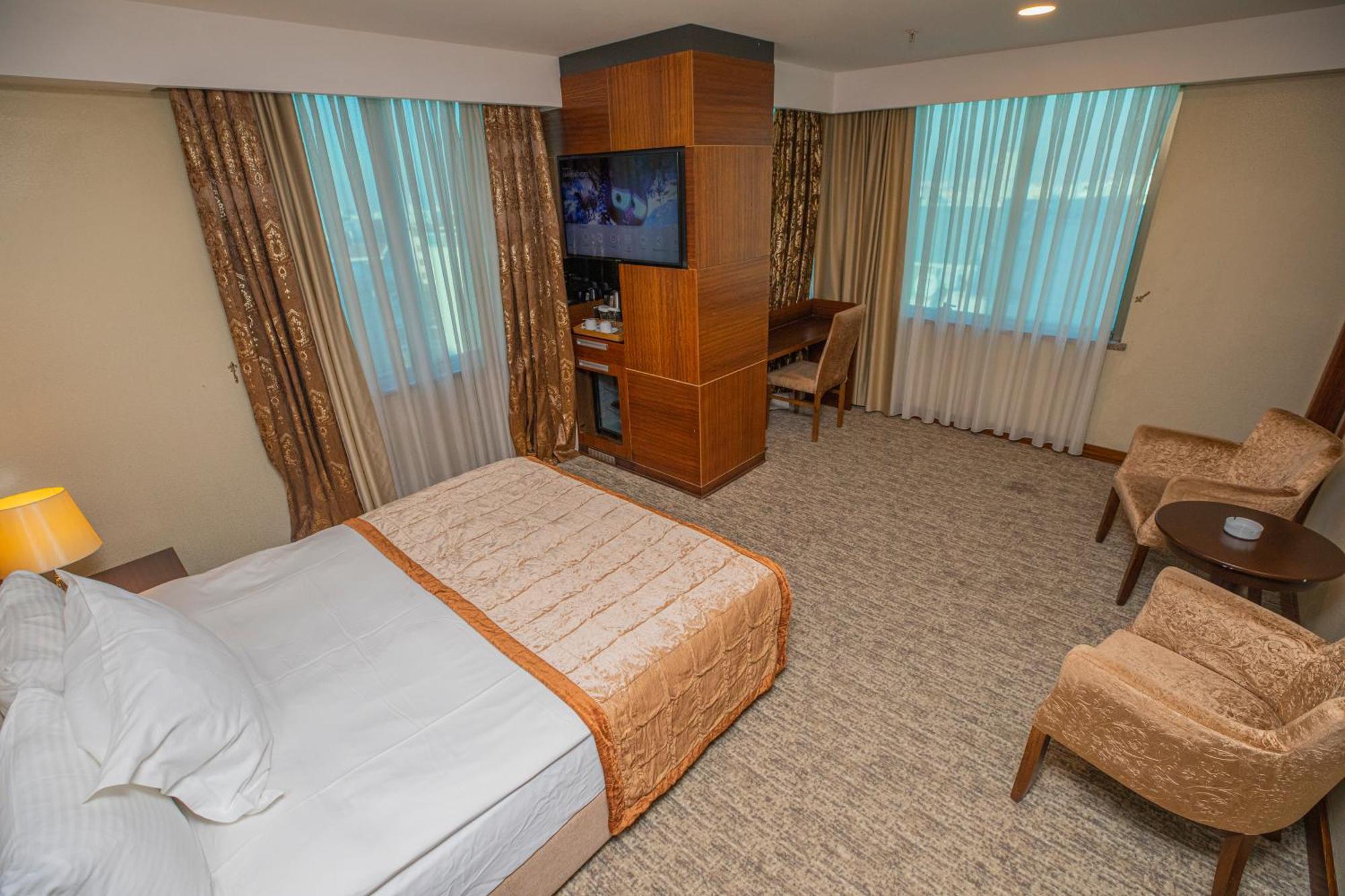 Akman Premium Hotel Ankara Buitenkant foto